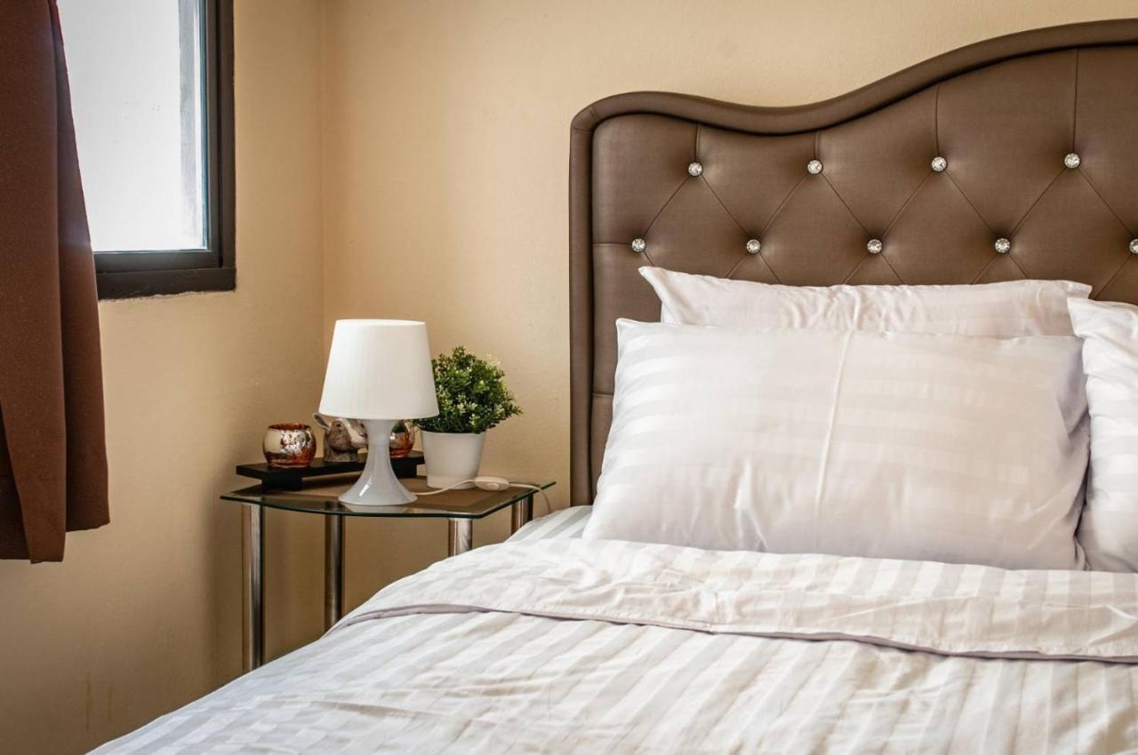 Tower Resident In The Heart Of Bangkok Shopping Center Apartment Makkasan Екстериор снимка