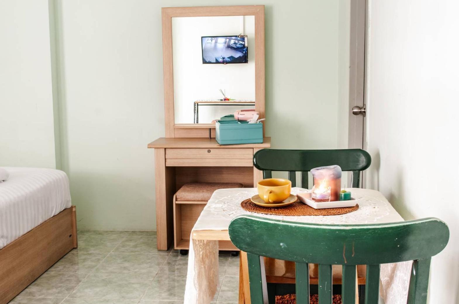 Tower Resident In The Heart Of Bangkok Shopping Center Apartment Makkasan Екстериор снимка