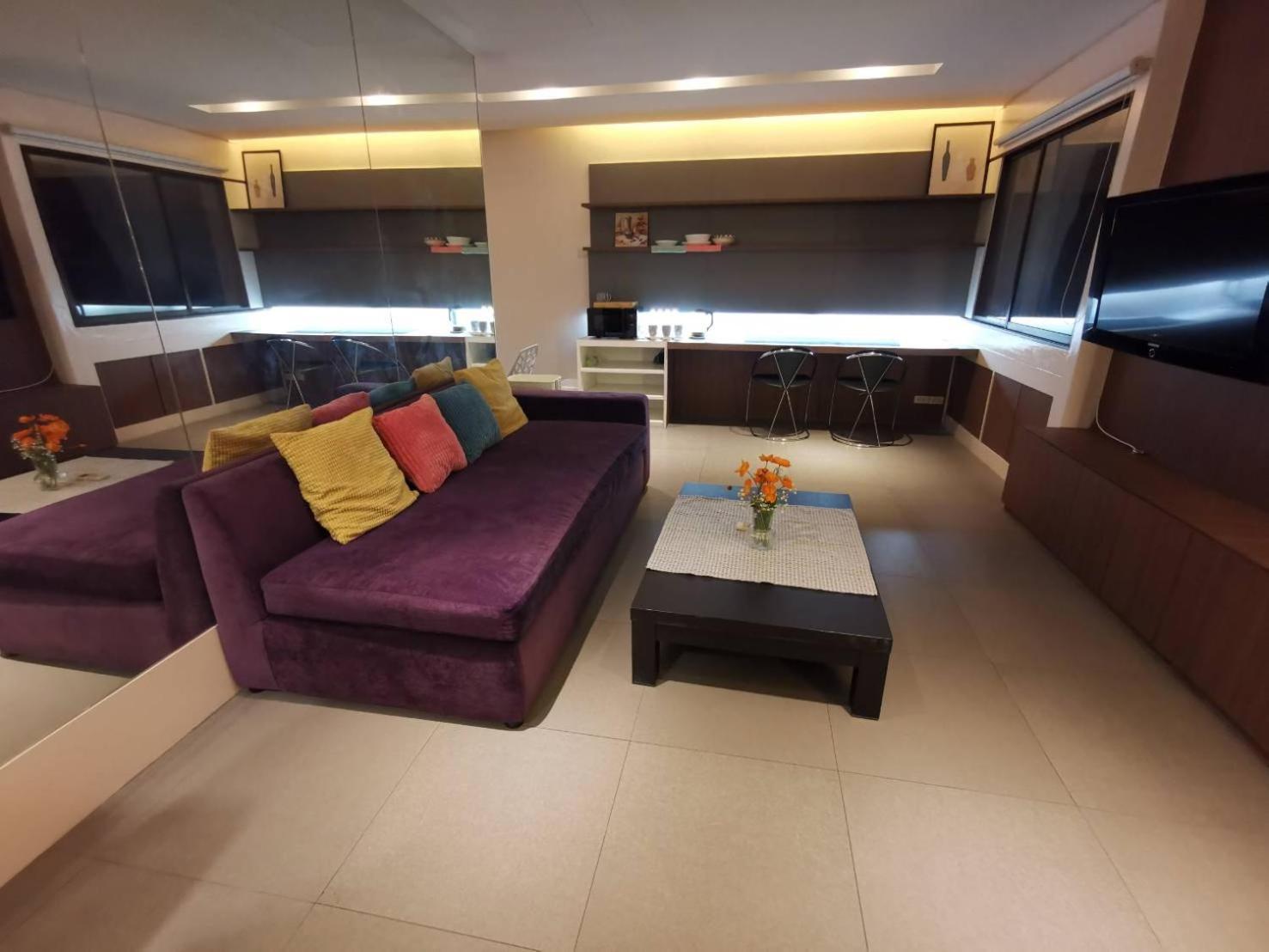 Tower Resident In The Heart Of Bangkok Shopping Center Apartment Makkasan Екстериор снимка